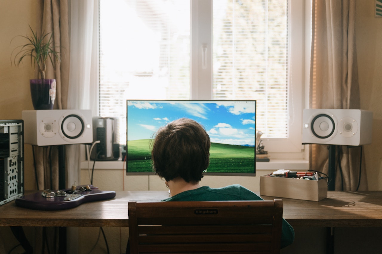 Parental control for smart TVs: Restricting content access